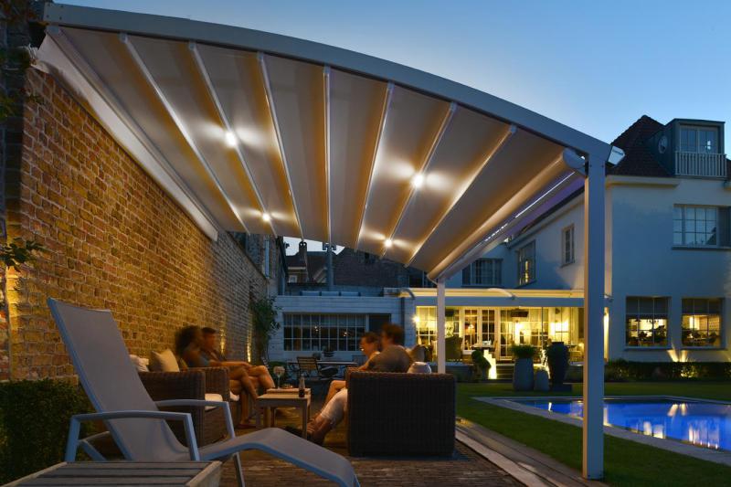 Pergola lights: a solution for every product